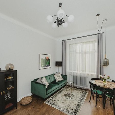 Cozy Apartment Near Zalgirio Arena By Urban Rent Kaunas Dış mekan fotoğraf