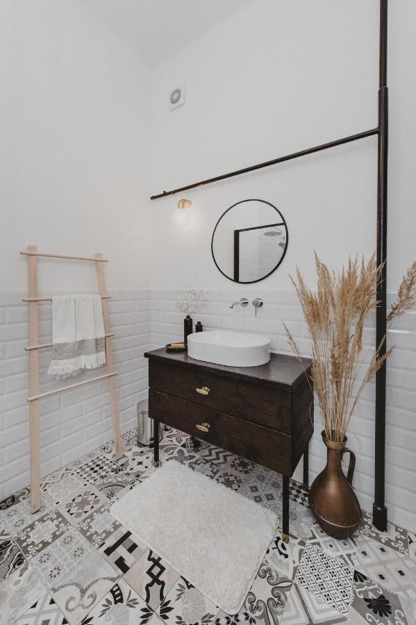 Cozy Apartment Near Zalgirio Arena By Urban Rent Kaunas Dış mekan fotoğraf